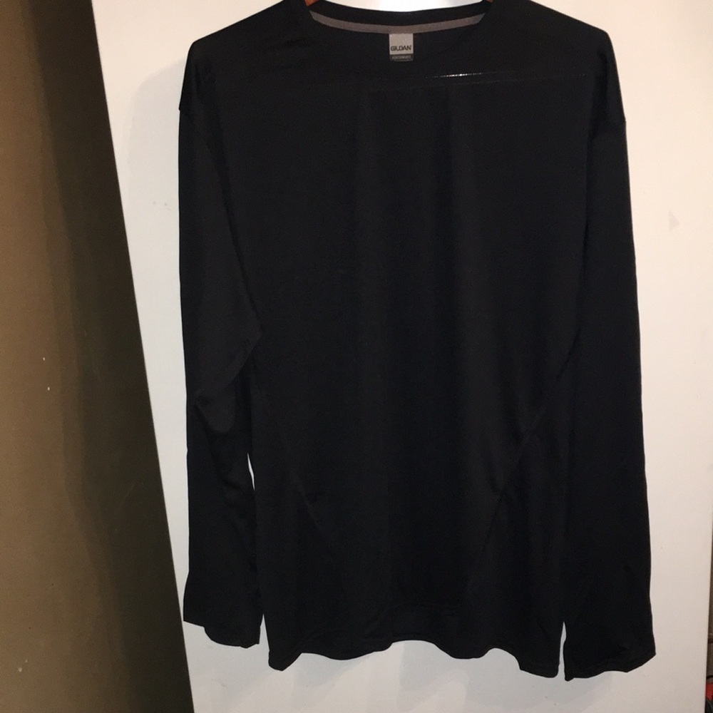 NWOT! Unisex Workout Long Sleeve Shirt